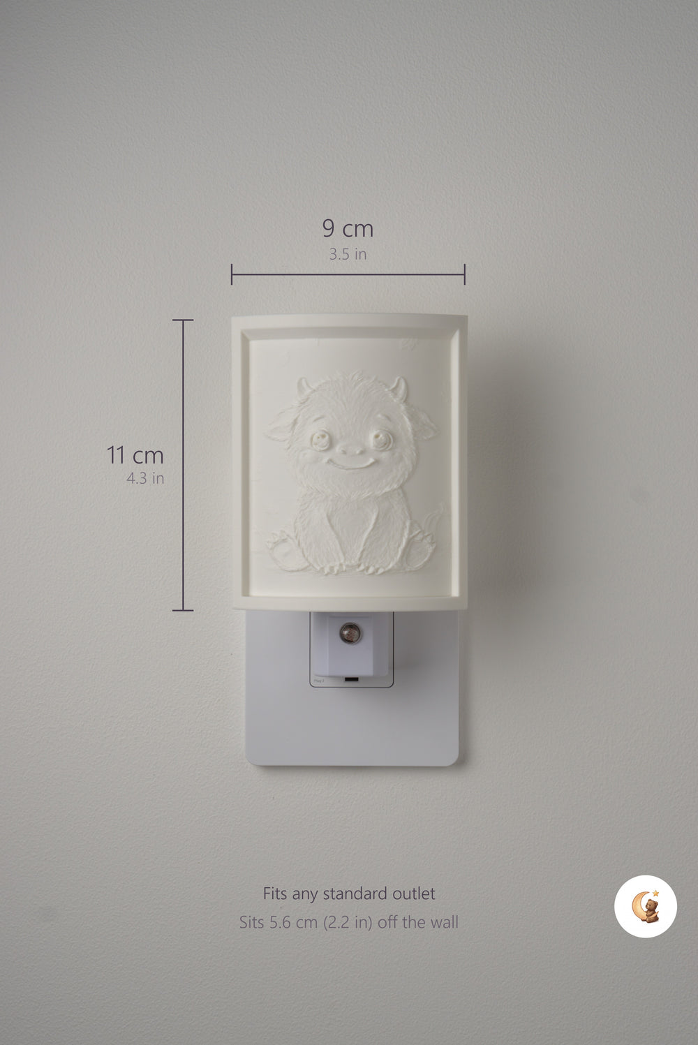 Size guide: the Little Monster night light is 9 cm (3.5 in) wide by 11 cm (4.3 in) tall and fits any standard outlet