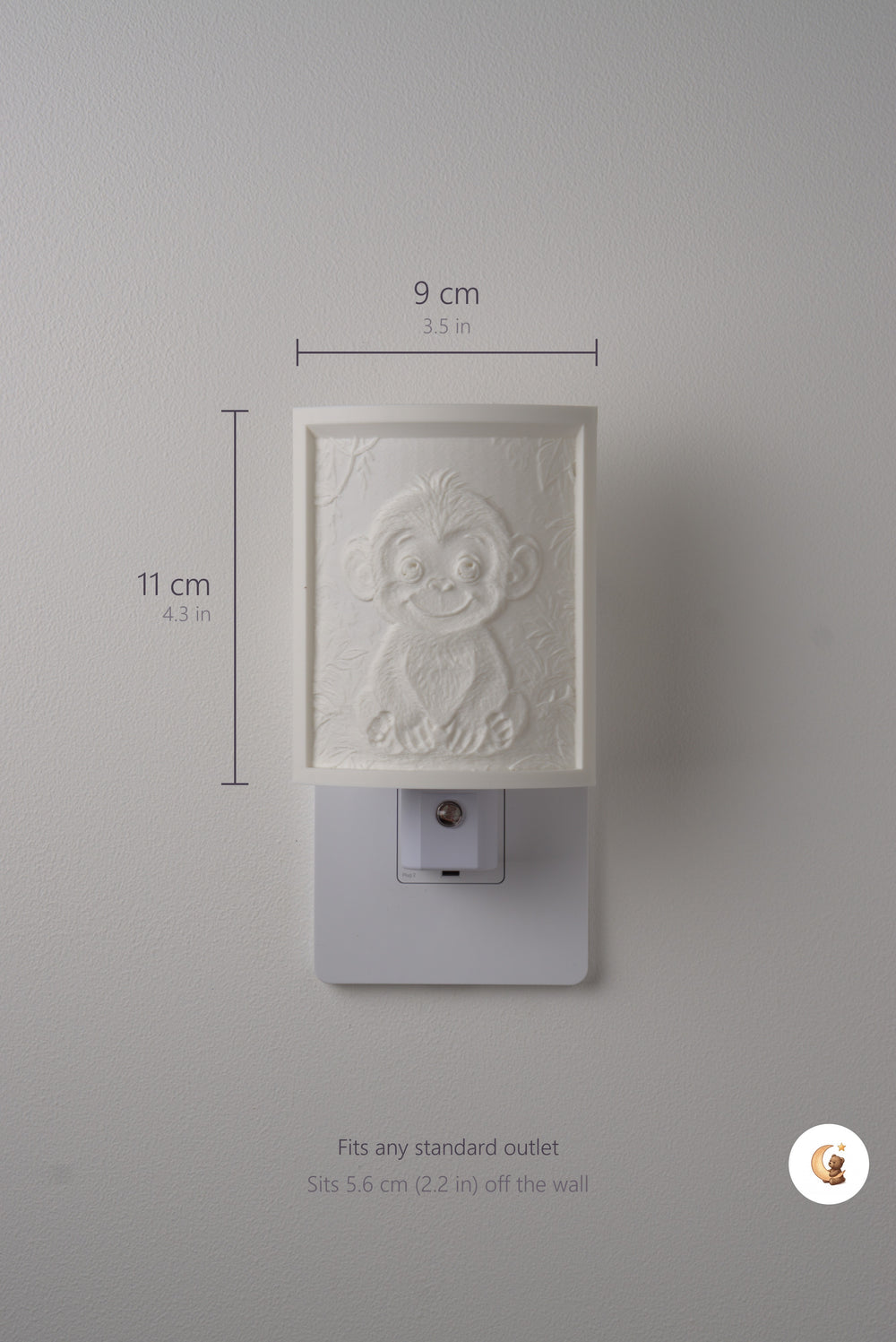 Size guide: the Monkey night light is 9 cm (3.5 in) wide by 11 cm (4.3 in) tall and fits any standard outlet