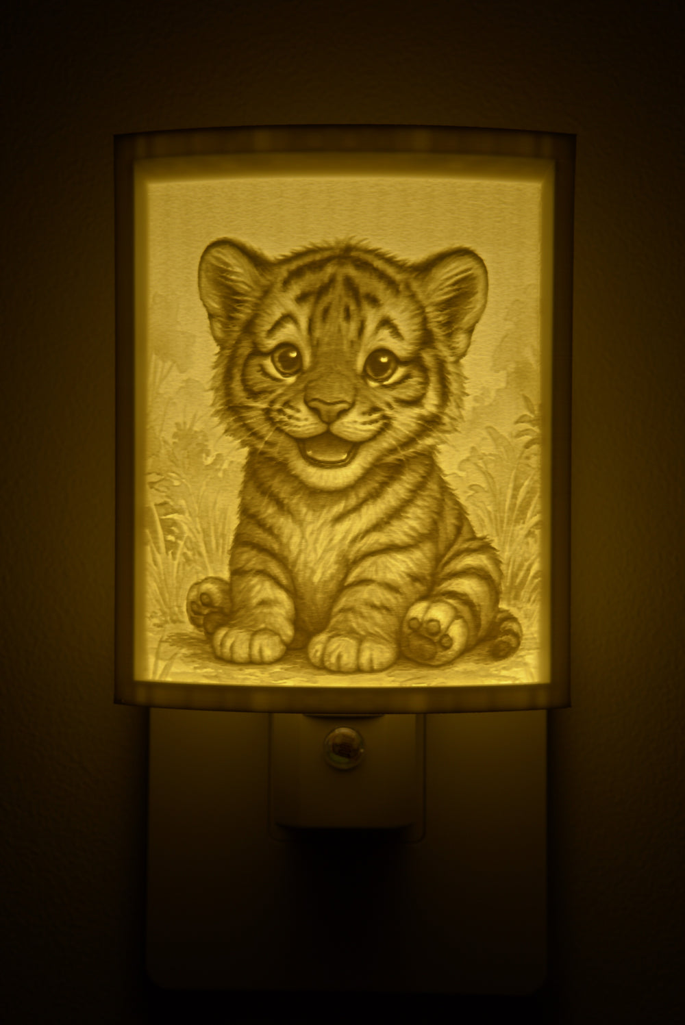Close-up of the tiger design in warm light